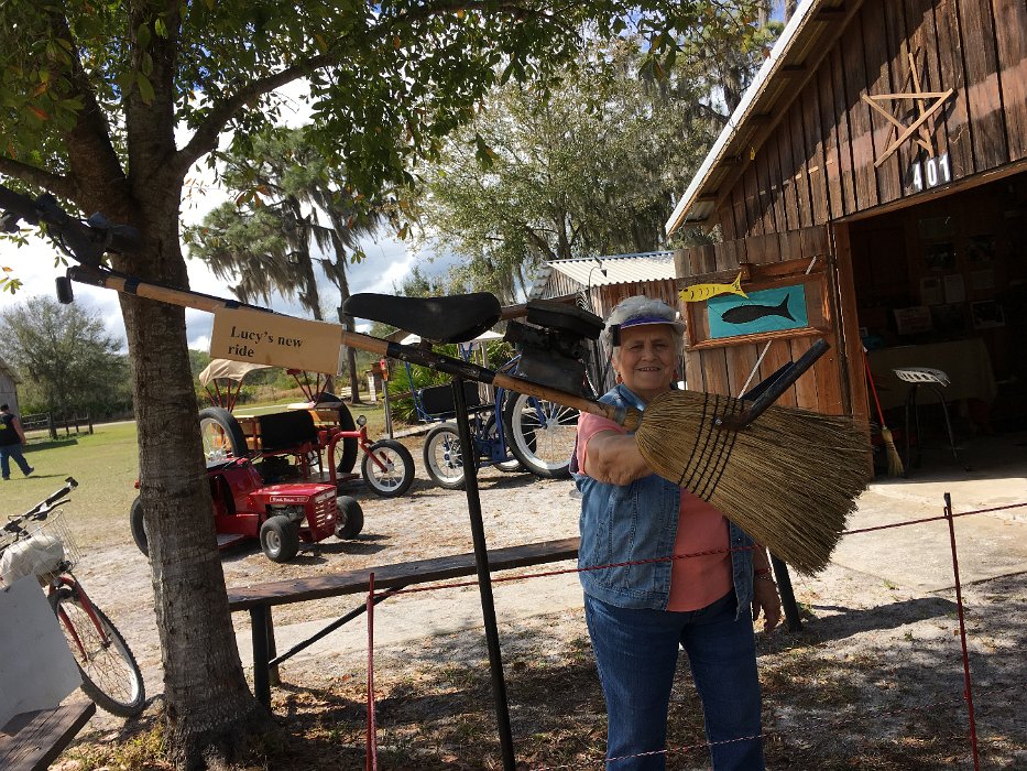 035-Lucy's new ride.jpg